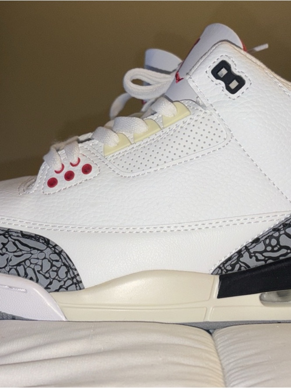 Jordan Men's White, Black & Red Retro Sneakers